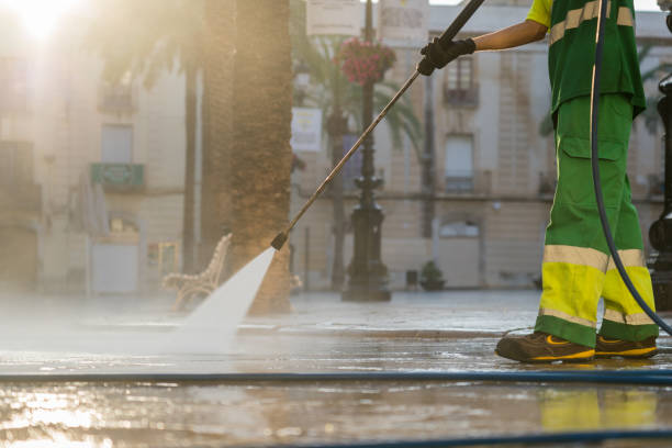 Best Oil Spill Cleanup  in Grove City, OH